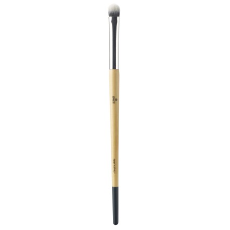 Eyeshadow applicator brush